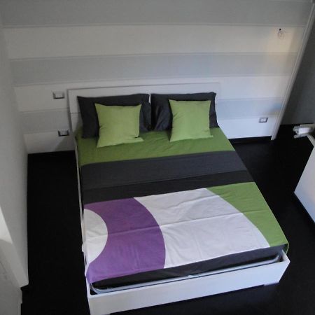 Casa Le Corti Villa Intra Eksteriør billede